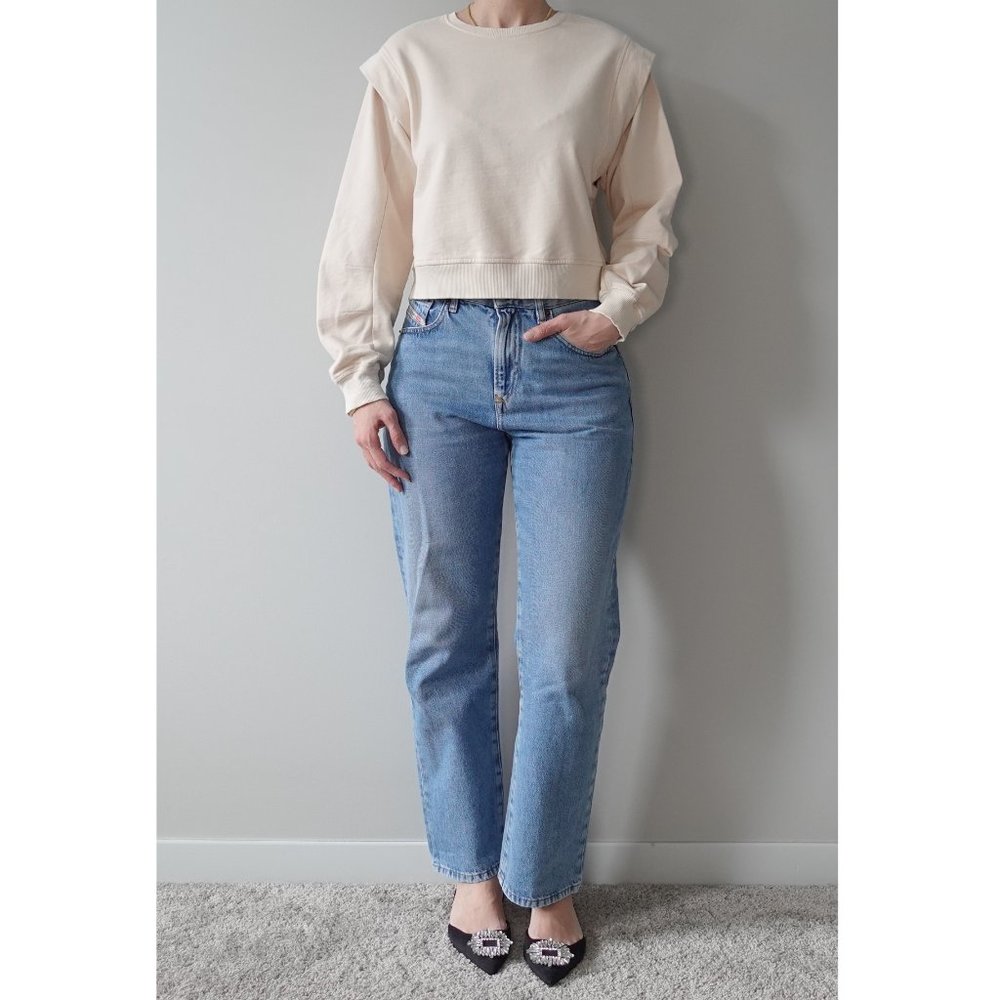 De Facto Cream Sweatshirt with Shoulder Detail Size M